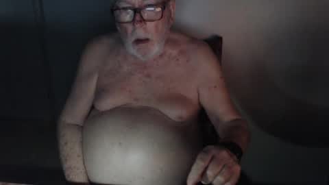 Snapshot of capt5105 chatting on February 24, 6:58 pm capt5105 online show from February 24, 6:58 pm