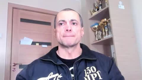 Laz online show from January 18, 10:50 am