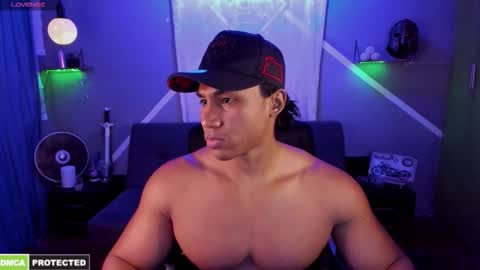 Snapshot of carl_smithh chatting on October 11, 5:11 am Carl online show from October 11, 5:11 am