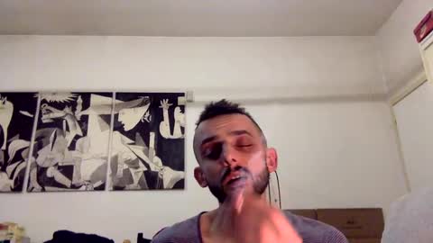 Carlos online show from December 14, 5:25 pm