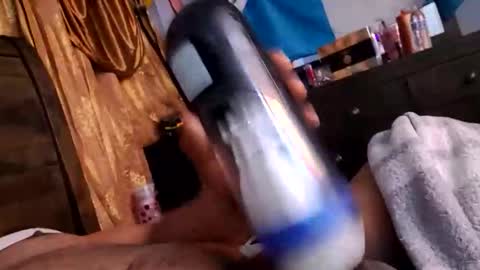 Carlos online show from March 1, 1:00 pm