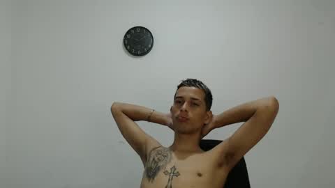Snapshot of carlossmi01 chatting on March 6, 2:40 pm carlossmi01 online show from March 6, 2:40 pm