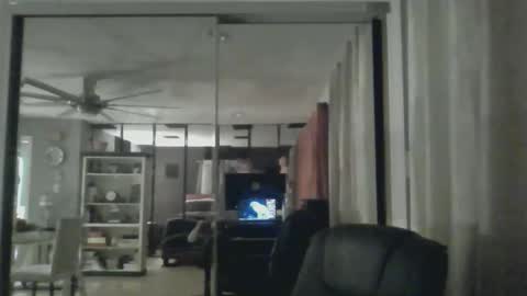 carls3419 online show from April 12, 8:16 am