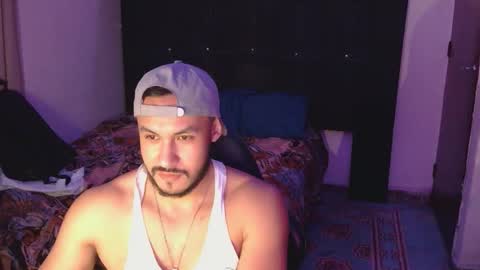 Snapshot of casas_oom chatting on November 1, 4:27 am      online show from November 1, 4:27 am