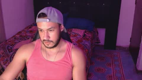 Snapshot of casas_oom chatting on October 10, 4:39 am      online show from October 10, 4:39 am