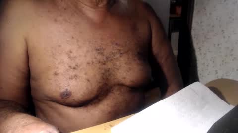 Snapshot of cazzsper2005 chatting on March 11, 7:58 am cazzsper2005 online show from March 11, 7:58 am