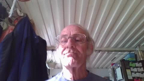 Chuck online show from September 12, 5:46 pm