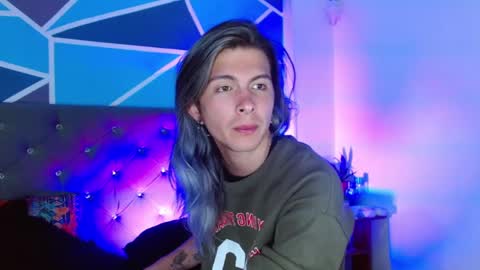 I am Valentinn online show from October 6, 8:19 am