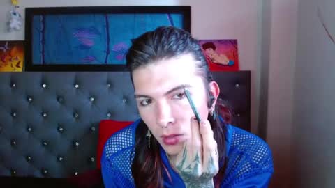 I am Valentinn online show from February 9, 8:45 pm