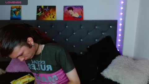 I am Valentinn online show from February 4, 1:34 am