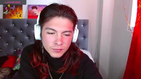 I am Valentinn online show from January 27, 5:04 pm