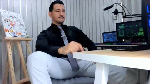 Cesar online show from February 12, 2:56 pm