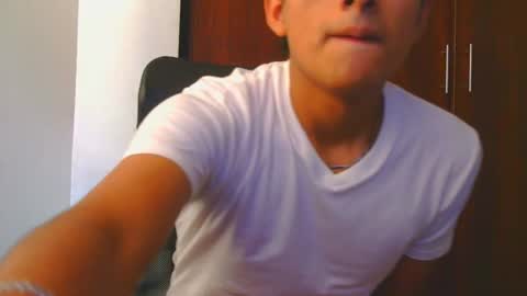 Cesar online show from December 5, 8:23 pm