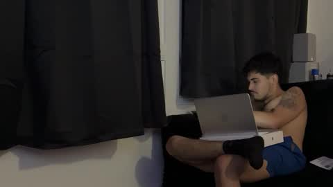 cezarthebreeder online show from March 21, 3:32 am