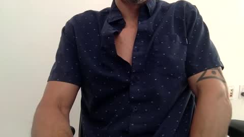 Snapshot of chagaschoo chatting on October 7, 5:39 pm Chags online show from October 7, 5:39 pm