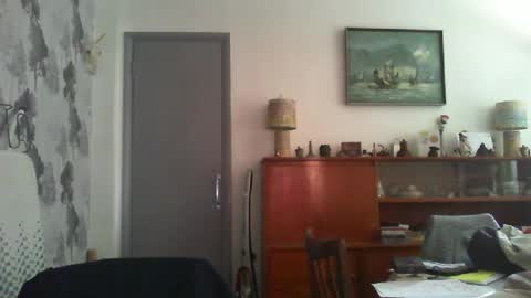 Champers online show from June 25, 3:39 pm