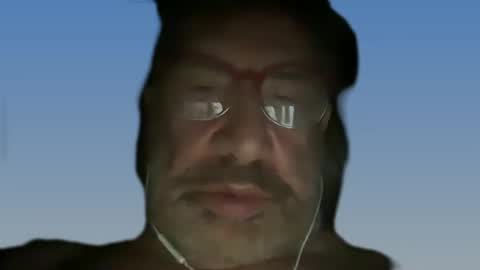 champsex305610 online show from February 8, 6:33 pm