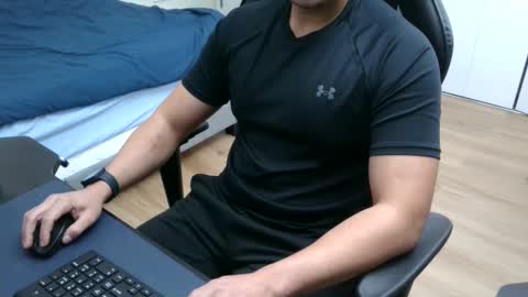 charliekkw online show from February 16, 9:05 pm