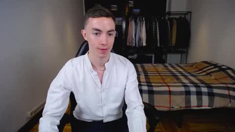 carlos reyes online show from February 27, 11:10 am