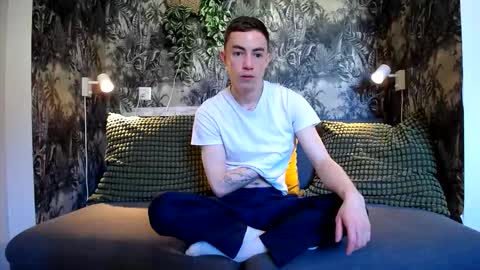 carlos reyes online show from March 3, 10:55 am