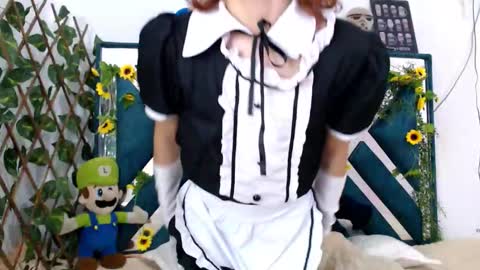 charly_evans60 online show from September 16, 5:19 am