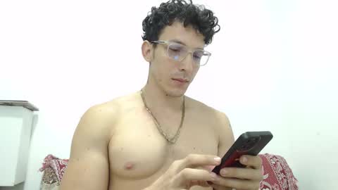   online show from February 26, 2:18 pm