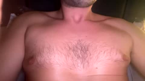 chat2me111 online show from January 2, 11:06 pm