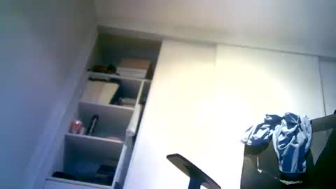 Snapshot of chaterbater79 chatting on December 6, 11:33 am chaterbater79 online show from December 6, 11:33 am