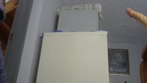 chaturbatordeluxe online show from December 23, 1:35 pm