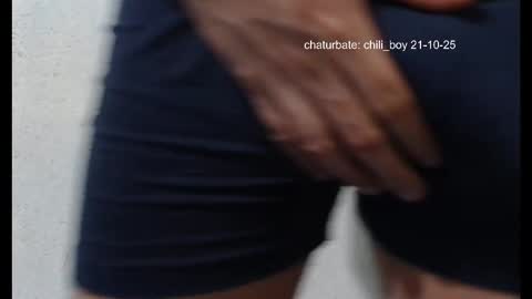chili_boy online show from October 21, 4:54 pm