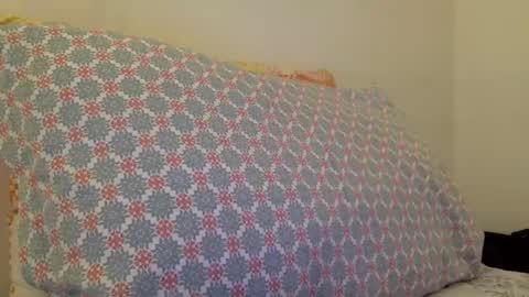 chirumiru123 online show from February 1, 6:45 am