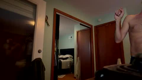 Snapshot of chitownaries82 chatting on September 26, 2:53 am Chitown Aries online show from September 26, 2:53 am