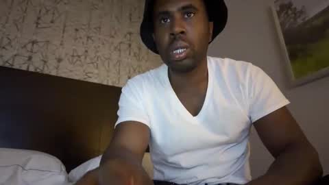 chocolatedolla online show from April 10, 8:32 am