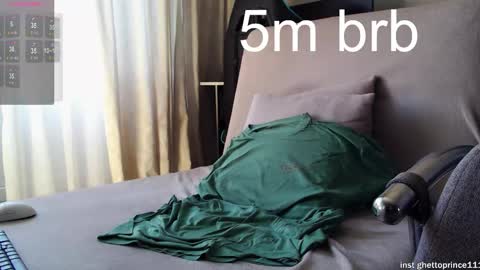 redhead thief of sausages and hearts online show from February 5, 7:59 am