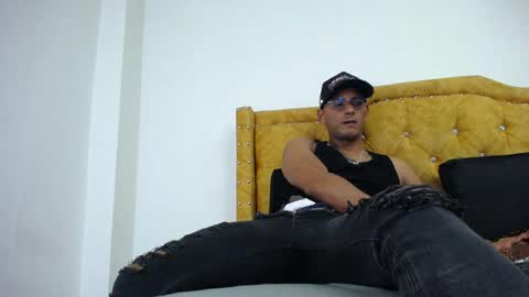 chris_dick2 online show from May 31, 5:41 am
