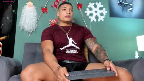 Chriz online show from December 25, 5:15 pm