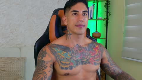 chris reilly online show from February 7, 9:48 pm