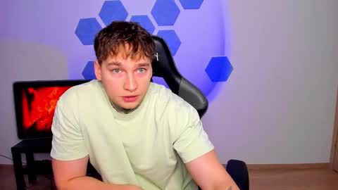 Chris Tyson online show from January 6, 10:08 am