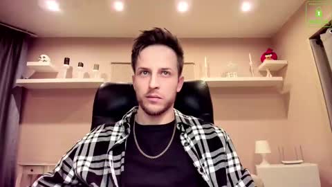 Chris online show from February 15, 1:00 am