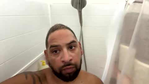 chrisr4203 online show from October 16, 11:02 pm