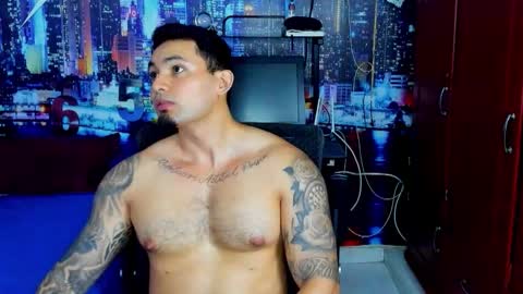 Snapshot of chriss_stewart2 chatting on October 18, 4:17 am Chriss Stewart online show from October 18, 4:17 am