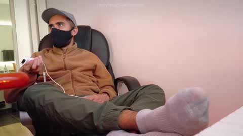 Snapshot of chrissmithin5 chatting on October 1, 9:30 pm Cardamomo online show from October 1, 9:30 pm