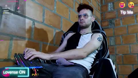 ChristB online show from November 8, 4:48 am