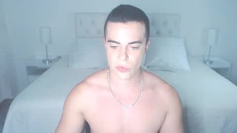Snapshot of christiandiorx chatting on October 27, 3:53 am christiandiorx online show from October 27, 3:53 am