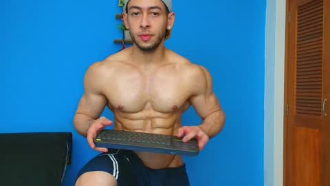 Christopher online show from December 4, 12:30 am