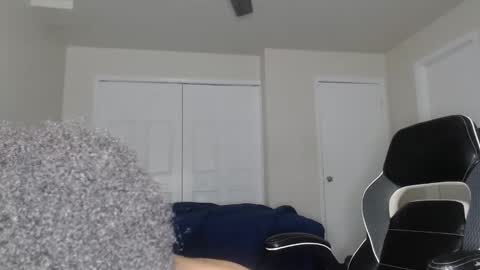 ChrisVacherx online show from December 3, 1:55 am