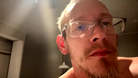 chriswells062590 online show from March 31, 4:03 am