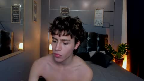 Snapshot of chrristopher77 chatting on October 17, 1:59 pm chrristopher77 online show from October 17, 1:59 pm