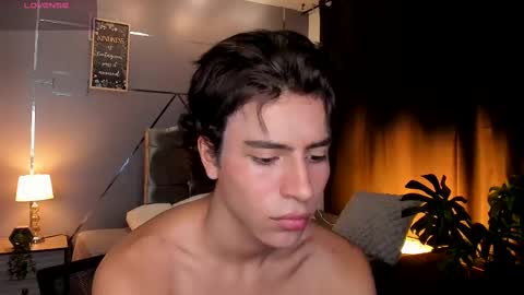 chrristopher77 online show from November 18, 5:27 pm