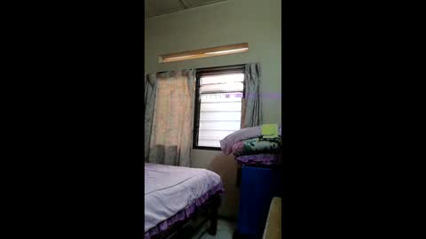 chuahboonsing online show from April 20, 5:32 am